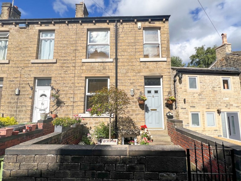 View Full Details for Honley, Holmfirth, West Yorkshire