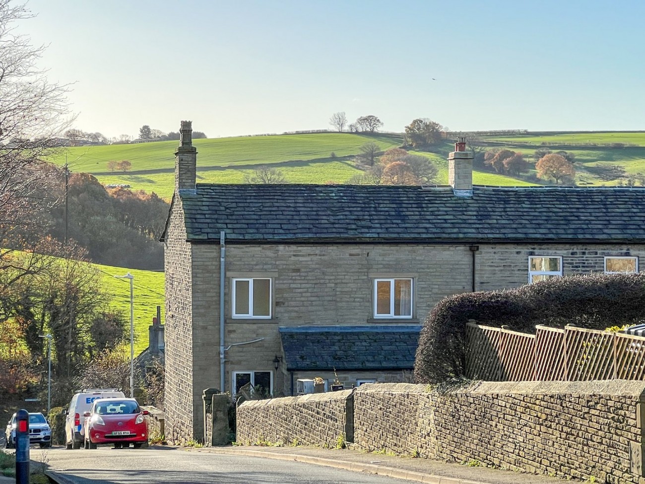 Images for Houses Hill, Huddersfield