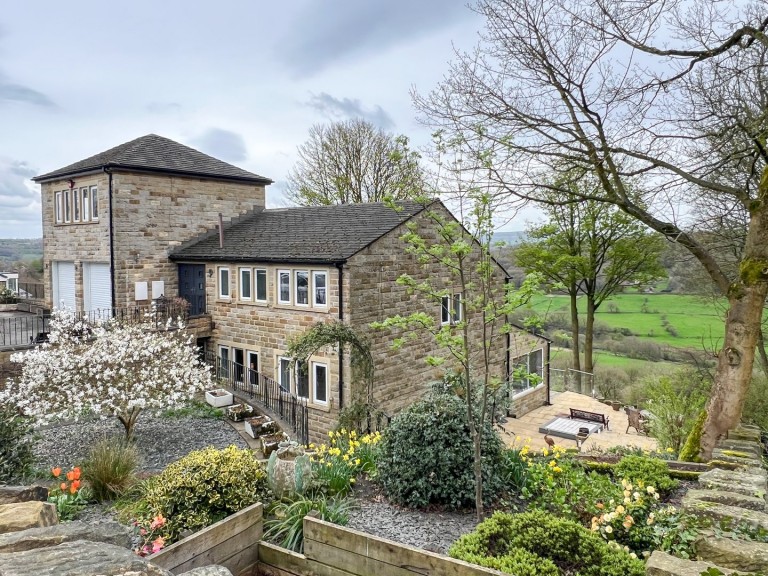 View Full Details for South Crosland, Huddersfield