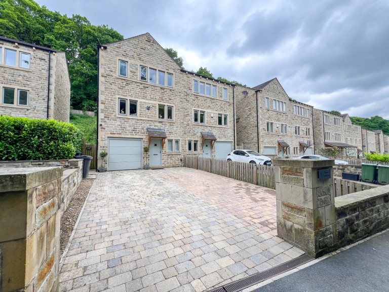 View Full Details for Honley, Holmfirth