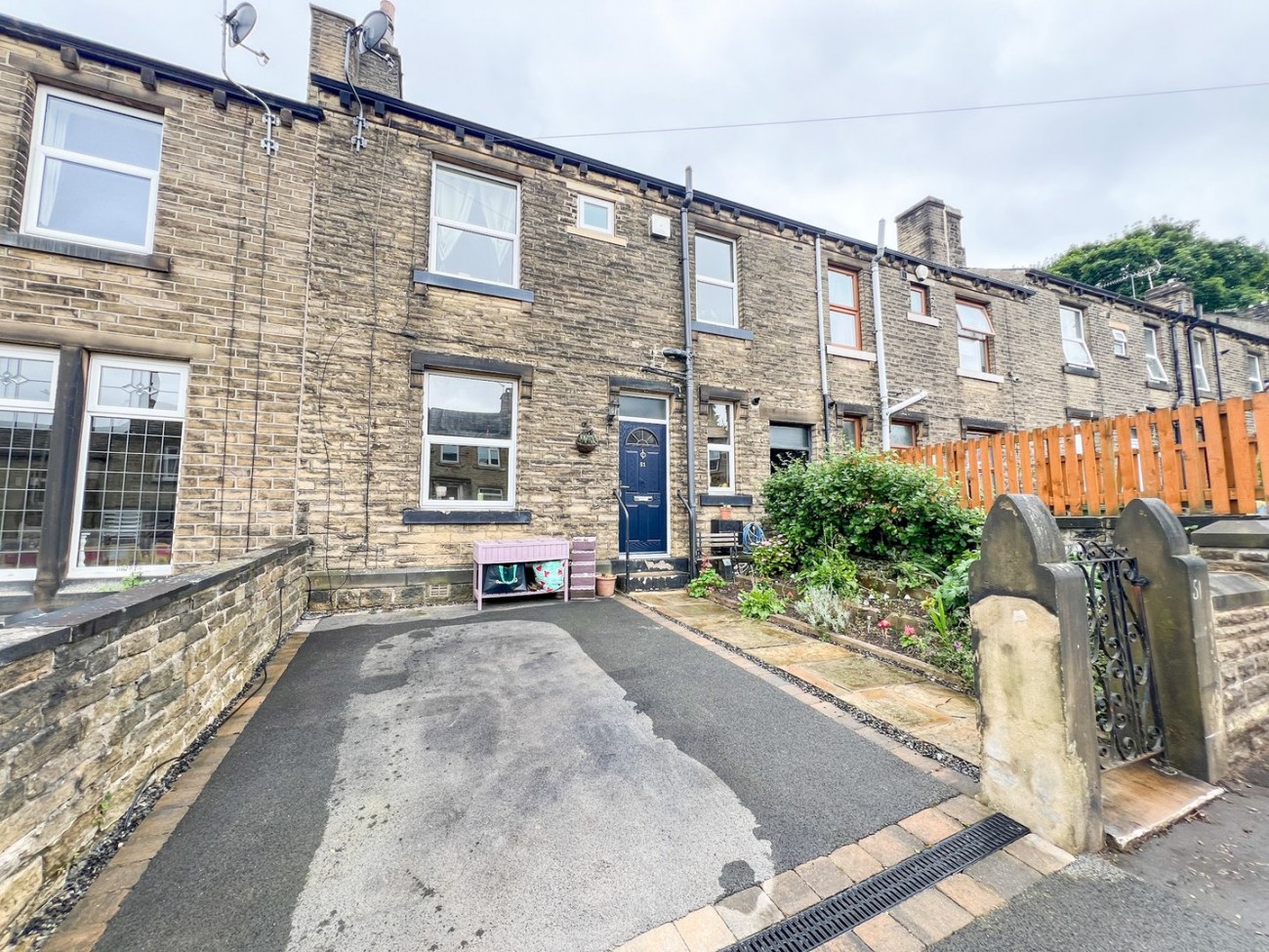 Images for Taylor Hill, Huddersfield