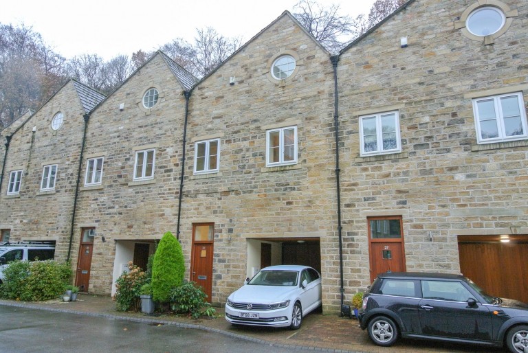 View Full Details for New Mill, Holmfirth, West Yorkshire