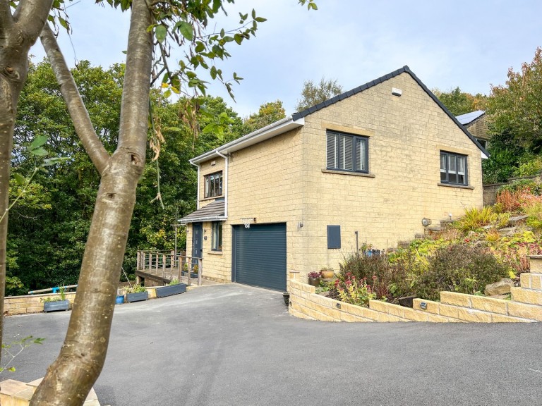 View Full Details for Brockholes, Holmfirth