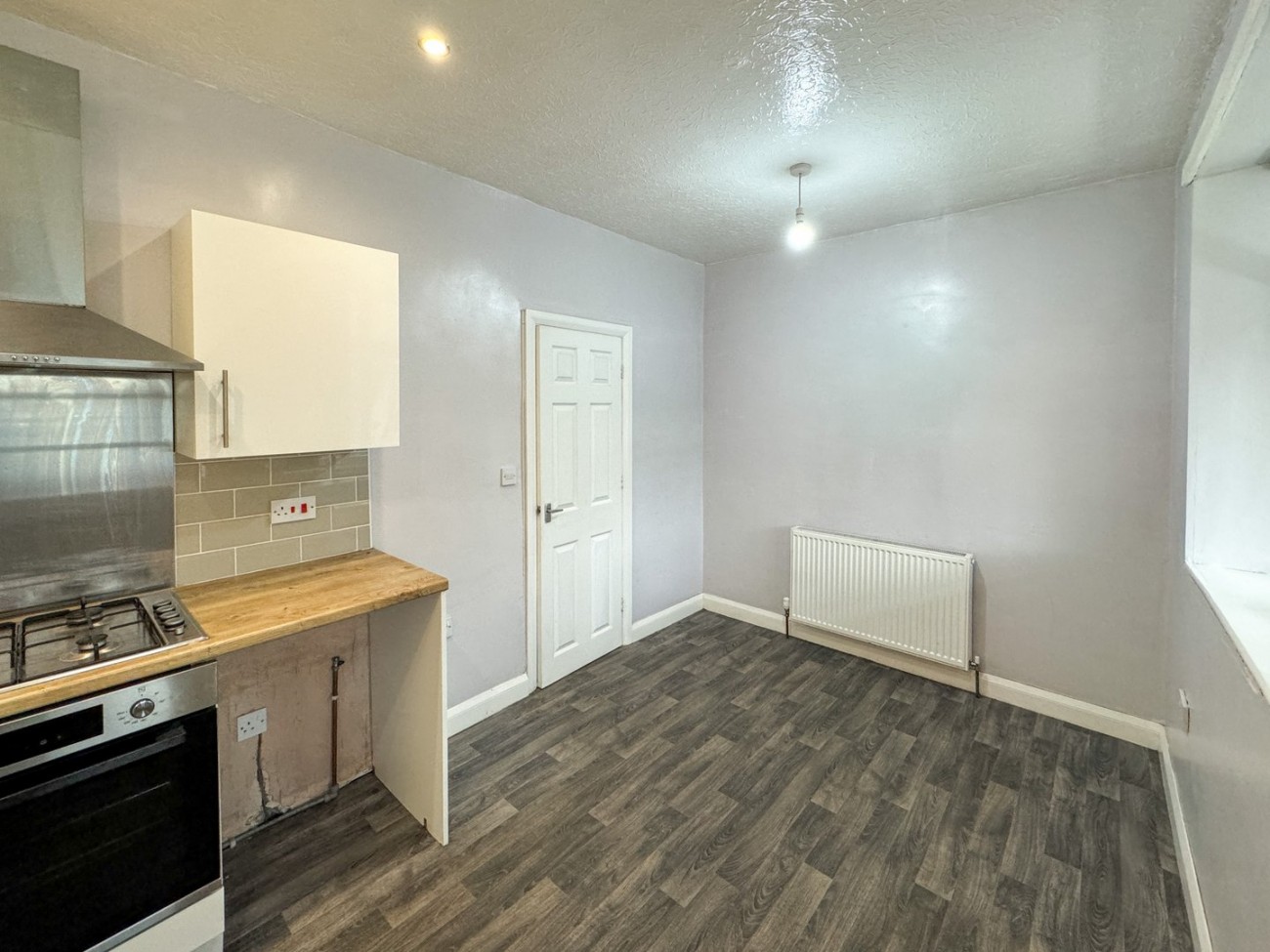 Images for Lepton, Huddersfield